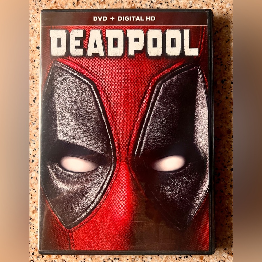 MARVEL Deadpool DVD + Digital HD